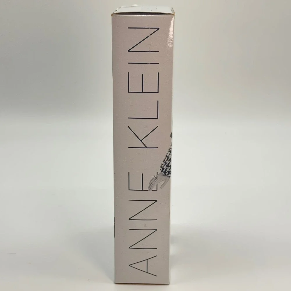 Anne Klein Barbie Limited Edition 1997 Mattel 17603 Houndstooth Blazer Doll